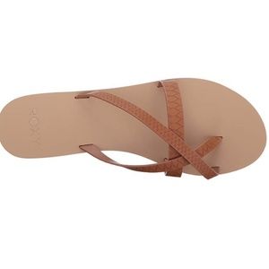 NWOT Roxy Kyle sandals